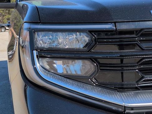 New 2026 Ford Expedition Max Platinum w/ Driver's Package image 9