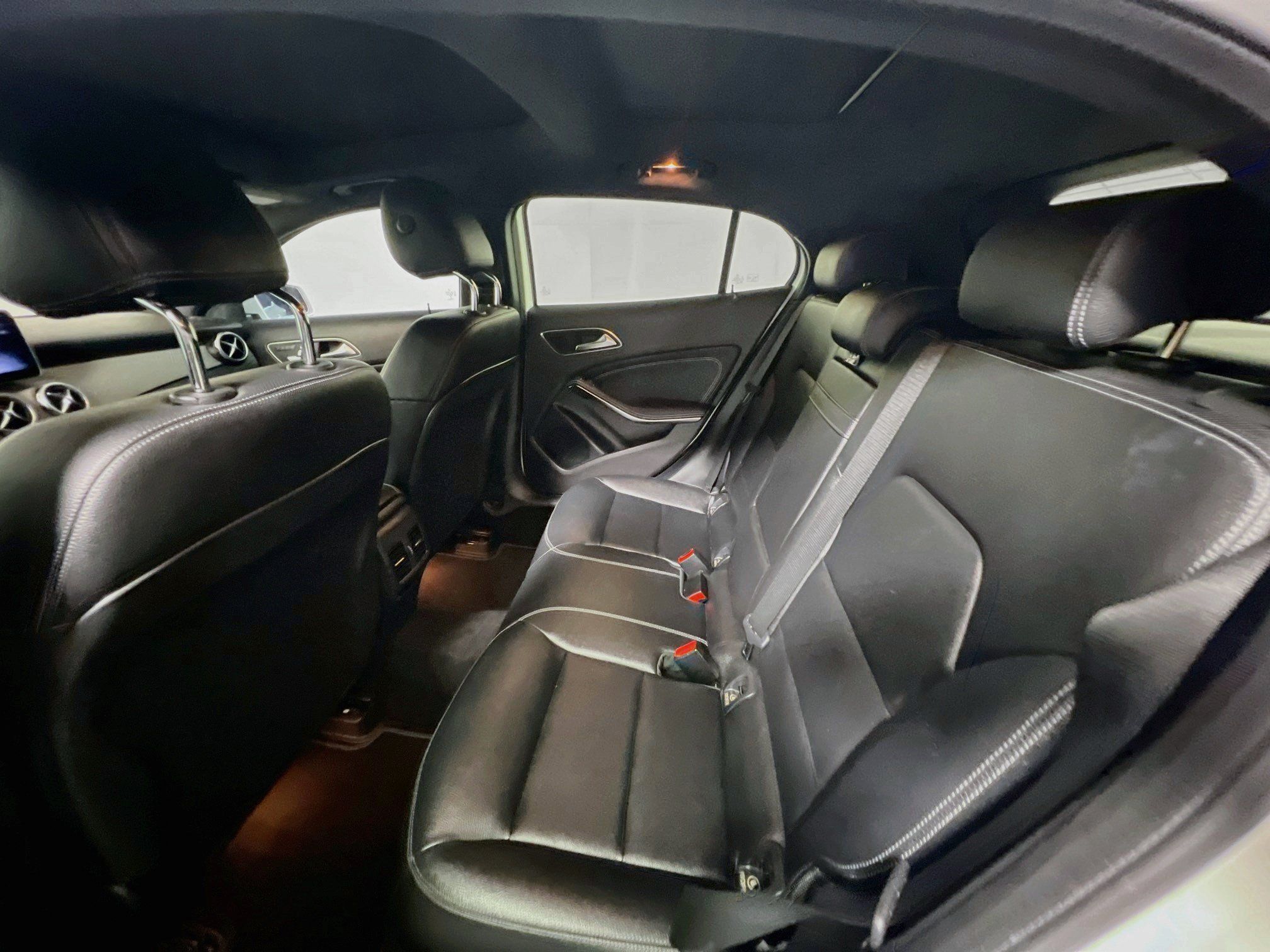 Used 2020 Mercedes-Benz GLA 250 image 28