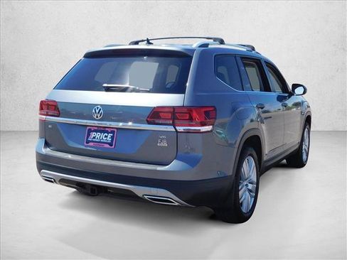 Used 2019 Volkswagen Atlas SE w/ Panoramic Sunroof Package FWD image 9