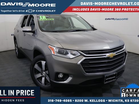Used 2018 Chevrolet Traverse LT w/ LPO, Floor Liner Package FWD image 1