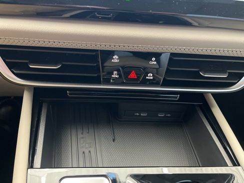New 2026 Volkswagen Atlas SE FWD image 25