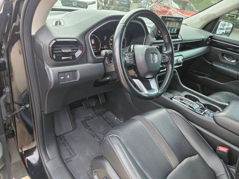 Used 2023 Honda Pilot Touring image 20