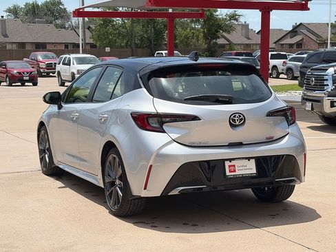 Used 2023 Toyota Corolla XSE FWD image 5