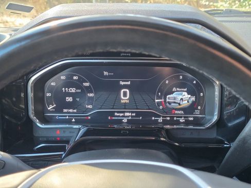 Used 2024 GMC Sierra 1500 SLT image 41