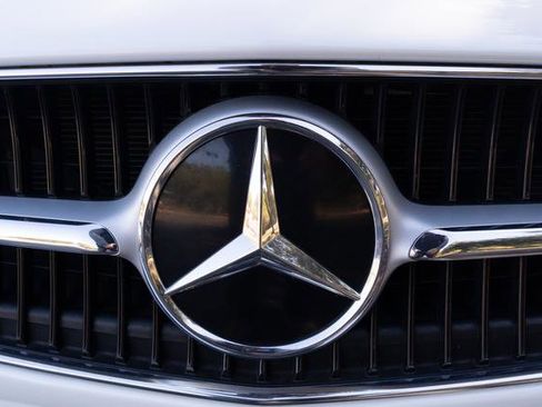 Used 2022 Mercedes-Benz C 300 Sedan image 38