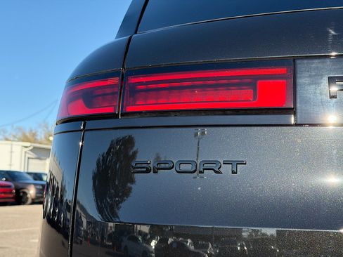 New 2026 Land Rover Range Rover Sport SE image 10
