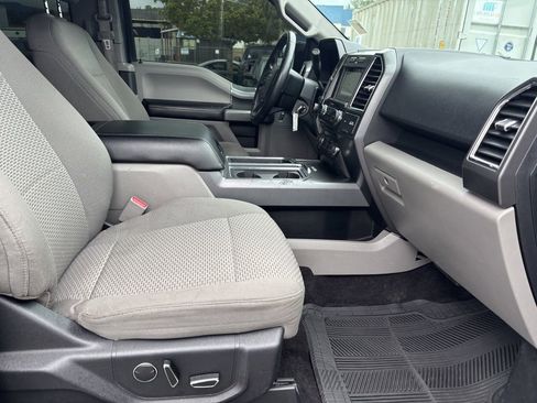 Used 2016 Ford F150 XLT w/ Equipment Group 302A Luxury AWD/4WD image 29
