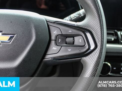 Used 2025 Chevrolet TrailBlazer LT FWD image 24