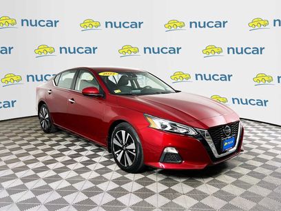 Used 2022 Nissan Altima 2.5 SV
