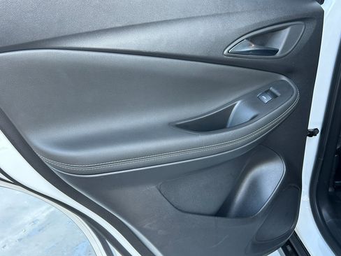 Used 2024 Buick Encore GX Sport Touring image 16