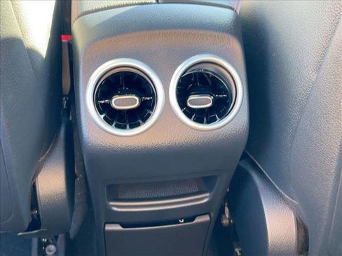 Used 2025 Mercedes-Benz GLA 35 AMG 4MATIC image 18