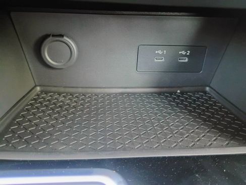 New 2026 Nissan Pathfinder SV image 18