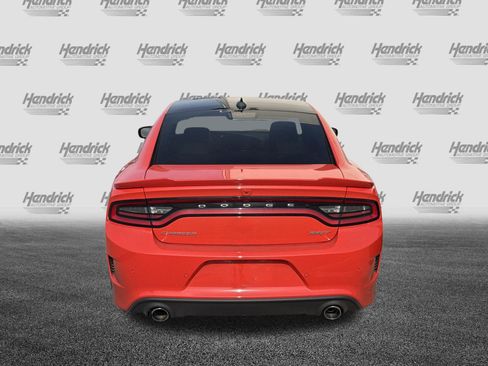 Used 2016 Dodge Charger SRT w/ Harman/Kardon Audio Group RWD image 9