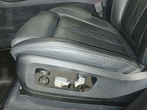 Used 2023 BMW X5 M50i AWD/4WD image 17