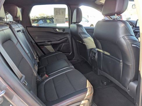 Used 2025 Ford Escape ST-Line image 31