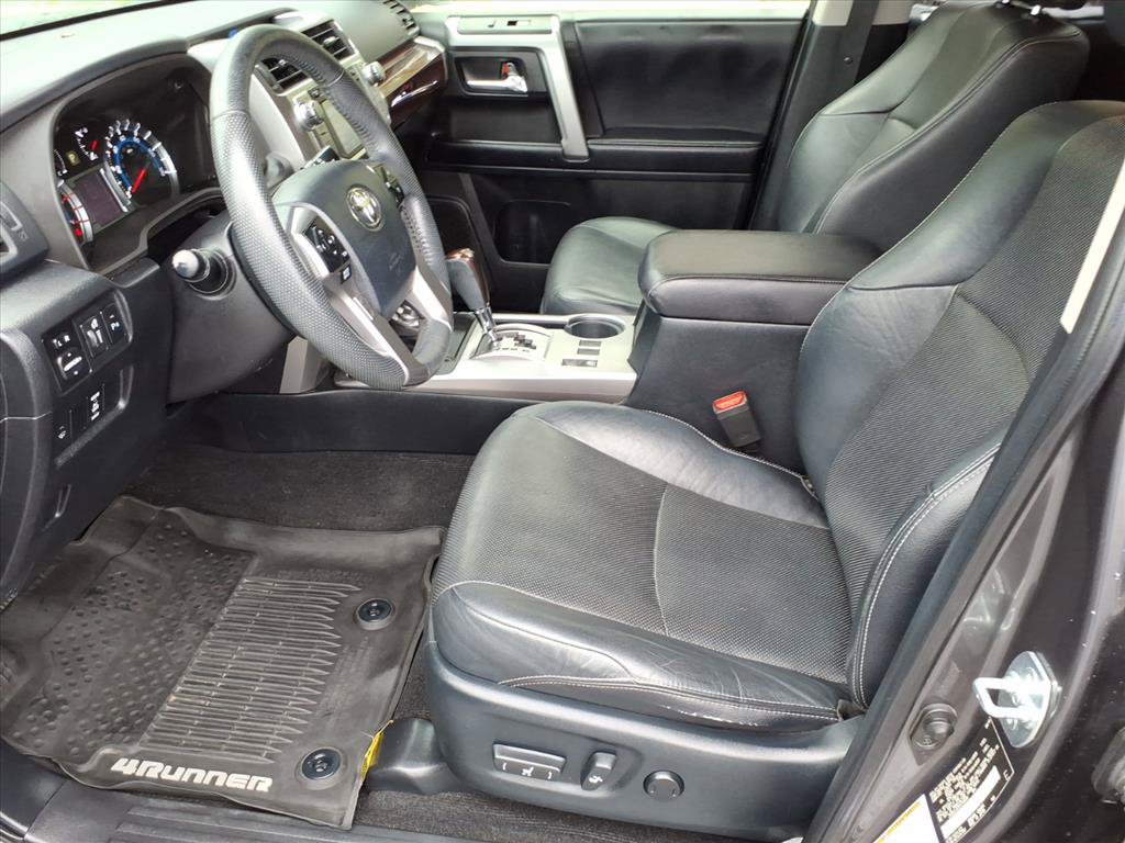 Used 2019 Toyota 4Runner Limited AWD/4WD image 5