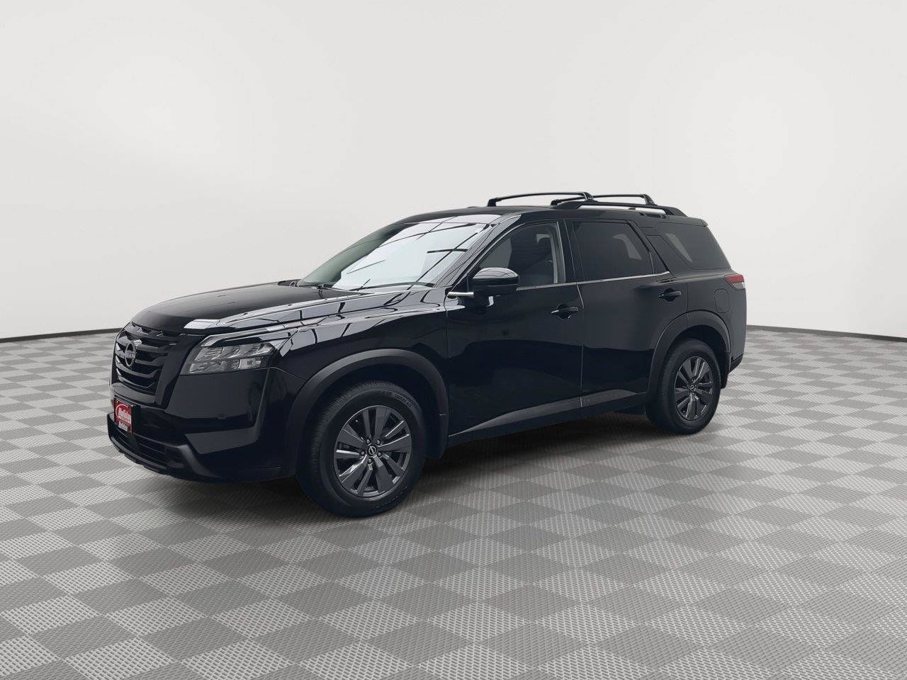 Used 2024 Nissan Pathfinder SV w/ Black Appearance Package AWD/4WD image 32