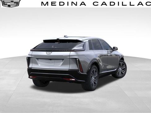 New 2026 Cadillac Lyriq Luxury image 4