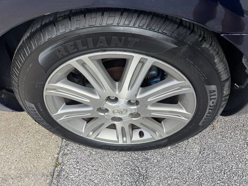 Used 2006 Toyota Avalon Limited FWD image 26