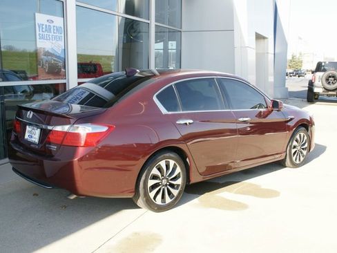Used 2015 Honda Accord Touring image 3