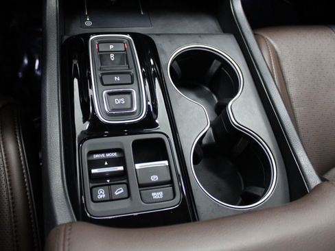 Used 2023 Honda Pilot Elite image 36