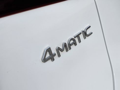 Used 2023 Mercedes-Benz EQS 580 4MATIC SUV image 10