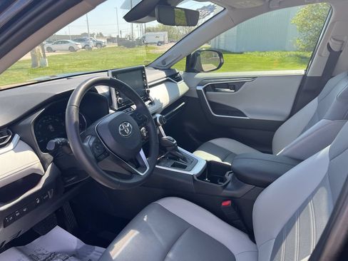 Used 2022 Toyota RAV4 Limited w/ Limited Grade Weather Package FWD image 14