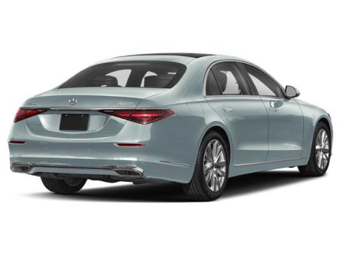 New 2026 Mercedes-Benz S 500 4MATIC image 2