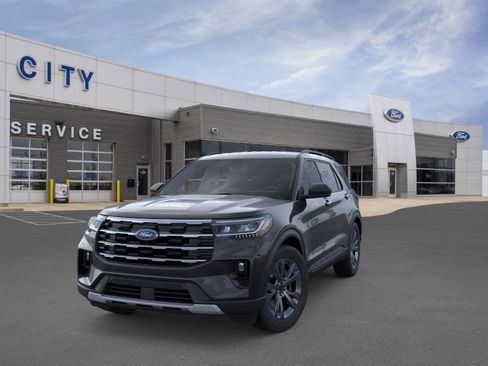 New 2026 Ford Explorer Active image 4