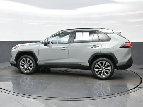 Used 2023 Toyota RAV4 XLE Premium AWD/4WD image 3