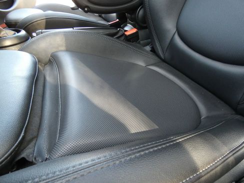 Used 2019 MINI Cooper S w/ Premium Package image 56