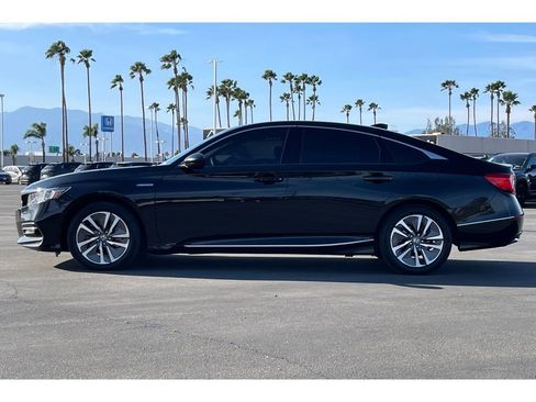 Certified 2018 Honda Accord EX image 2