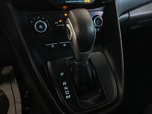 Used 2019 Ford Transit Connect XL image 35