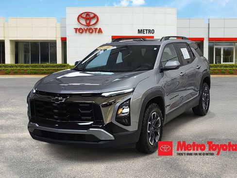 Used 2026 Chevrolet Equinox ACTIV w/ Convenience Package III AWD/4WD image 1