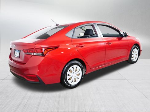 Used 2022 Hyundai Accent SE FWD image 7