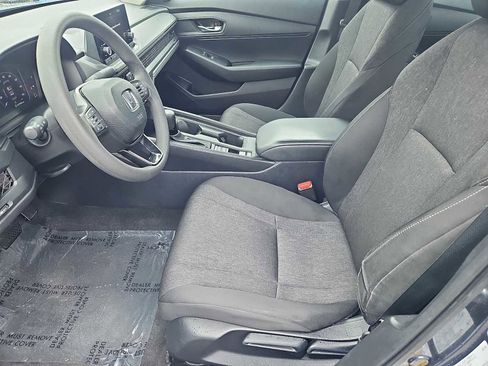 Certified 2025 Honda Accord LX image 26