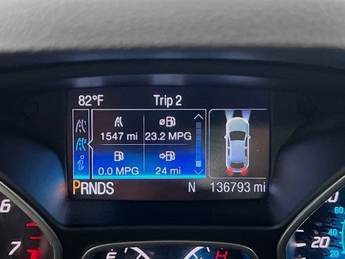 Used 2016 Ford Escape SE w/ Equipment Group 201A FWD image 14