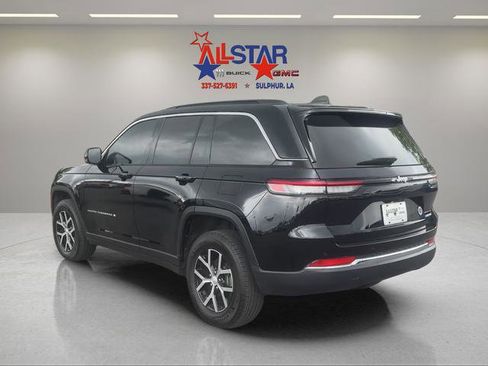 Used 2025 Jeep Grand Cherokee Limited RWD image 5