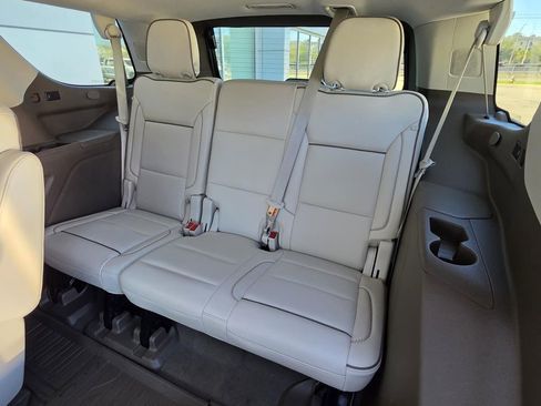Used 2024 GMC Yukon Denali image 16