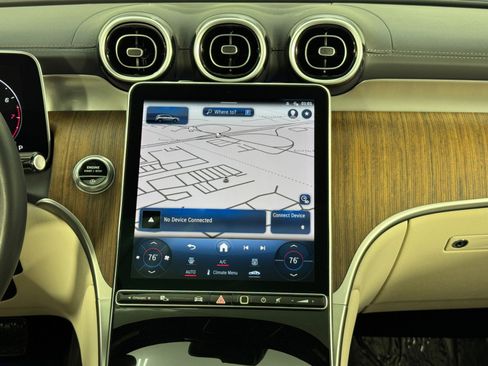 Used 2024 Mercedes-Benz GLC 300 GLC 300 w/ Exclusive Trim Pack image 26