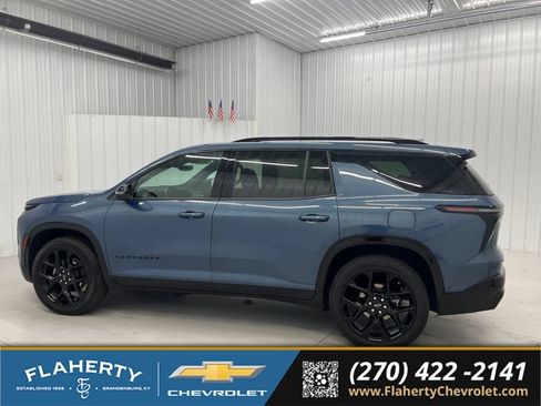 Used 2024 Chevrolet Traverse RS w/ LPO, Floor Liner Package AWD/4WD image 5