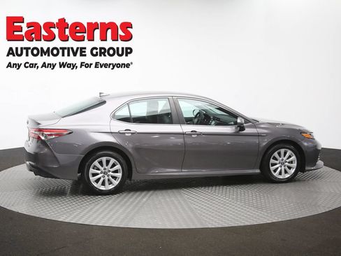 Used 2019 Toyota Camry LE FWD image 42