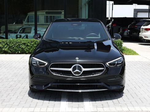 Used 2025 Mercedes-Benz C 300 Sedan image 3