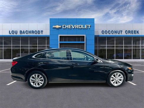 Used 2024 Chevrolet Malibu LT image 9