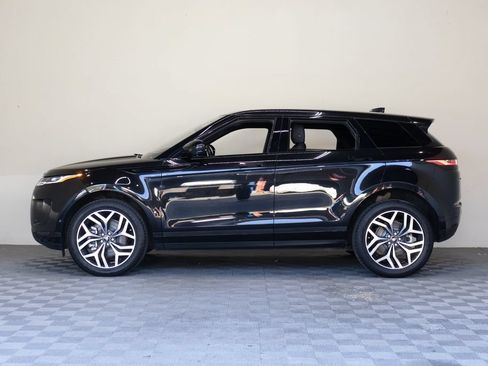 Used 2021 Land Rover Range Rover Evoque SE AWD/4WD image 7