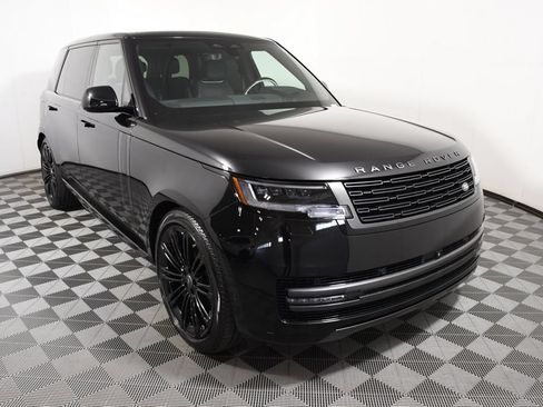 Used 2024 Land Rover Range Rover Long Wheelbase SE AWD/4WD image 9