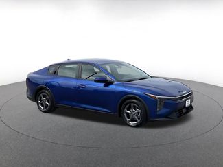 Used 2025 Kia K4 LXS video 2