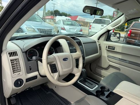 Used 2012 Ford Escape XLS FWD image 10