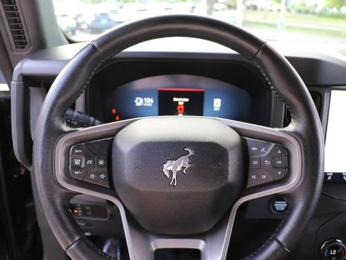 Certified 2025 Ford Bronco Badlands AWD/4WD image 25