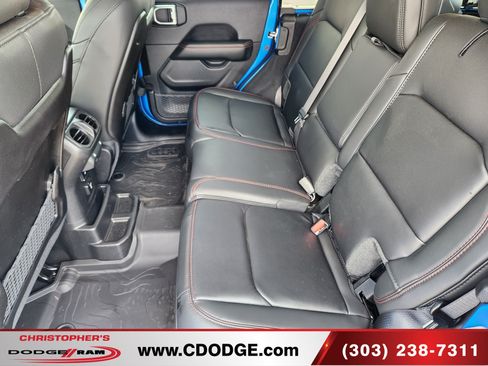 Used 2026 Jeep Wrangler Unlimited Rubicon AWD/4WD image 21